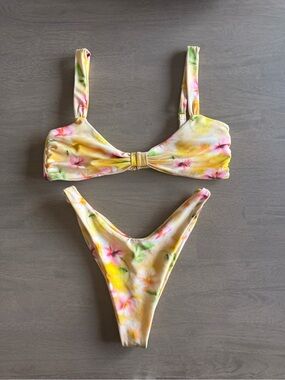 Skatie Plumeria Glossy Bikini Set